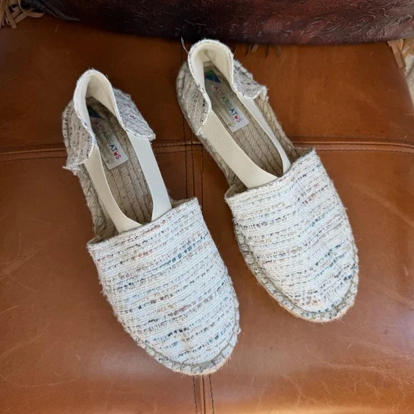 Chic Cream Alpargatus Artesanía Espadrille Flats Size 39 (8 1/2) Cream Multi - Picture 2 of 10